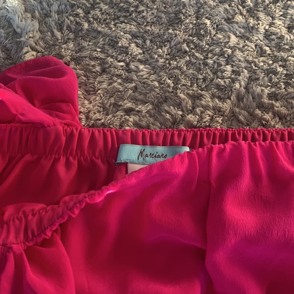 Off the shoulder Fuchsia dress - Picture 3 of 6